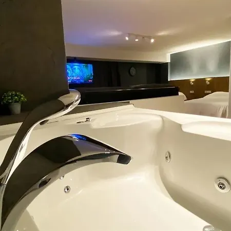 ホテル Casa Rosso *